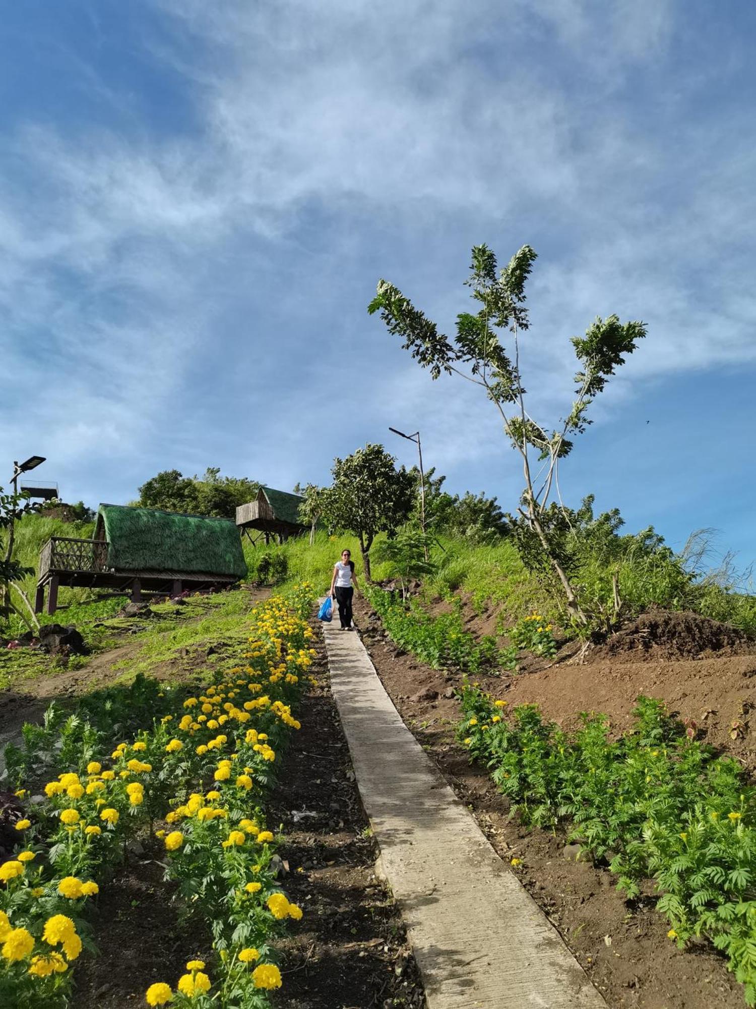 Mira Agropark Hotel Tanay Exterior photo